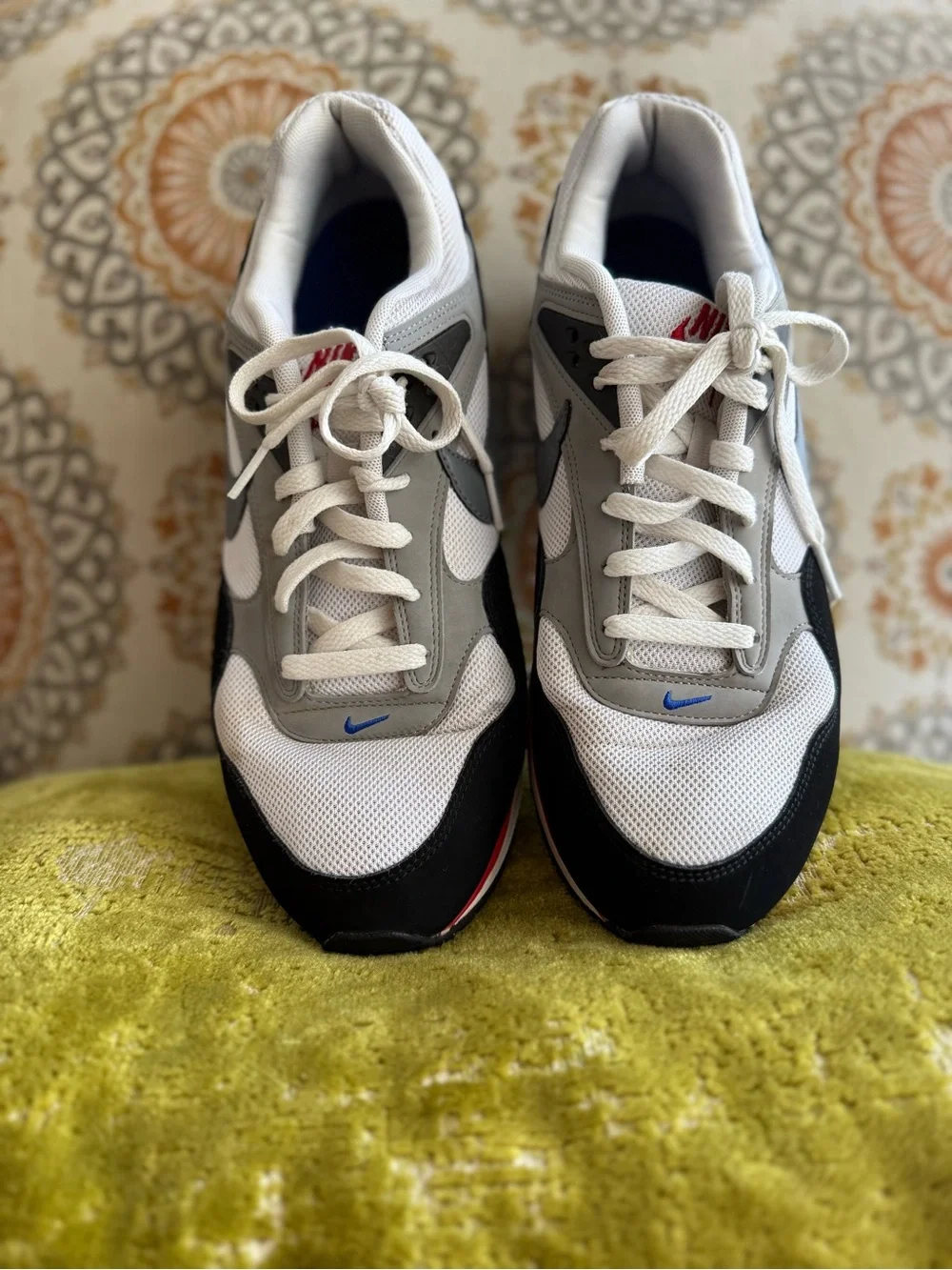 Nike Men's White Black Gray Red Air Max Sneakers